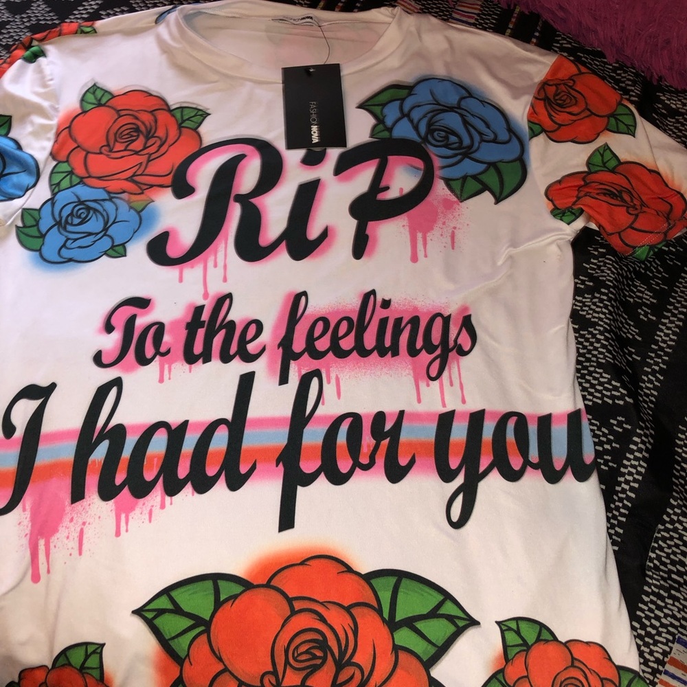 Rose graphic tunic top